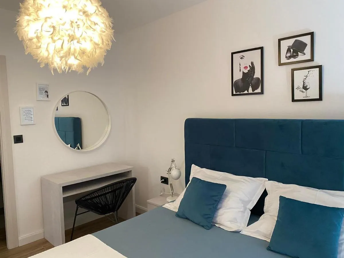Mare Amor Rab Palit Apartment